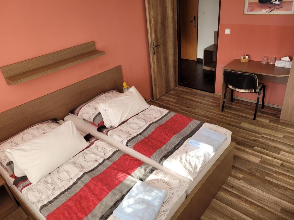 Hotel Gol Prostějov エクステリア 写真