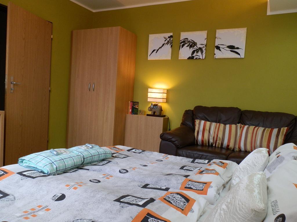 Hotel Gol Prostějov エクステリア 写真