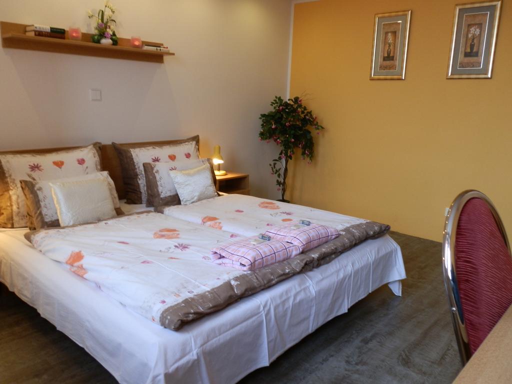 Hotel Gol Prostějov エクステリア 写真
