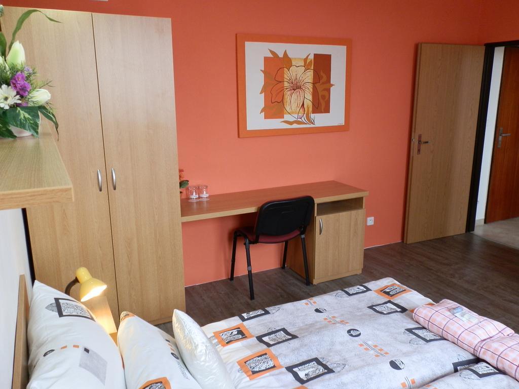 Hotel Gol Prostějov 部屋 写真